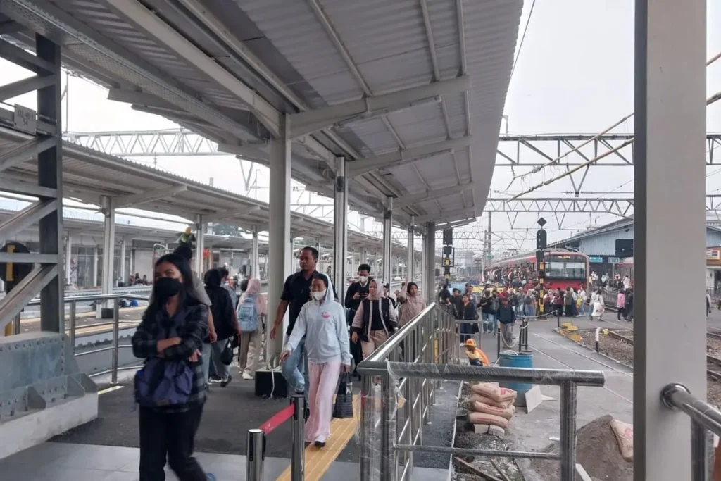 KAI Commuter Resmikan Akses Permanen Lebih Lebar di Stasiun Bogor
