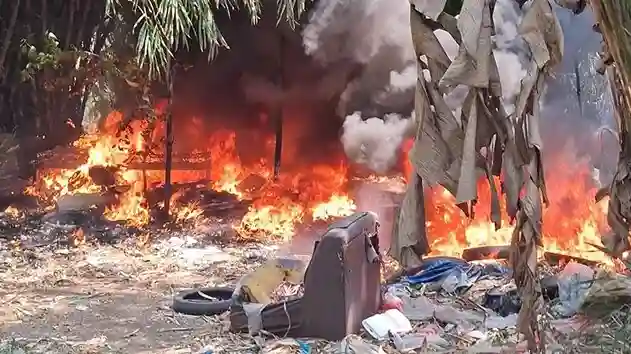 Kebakaran Lahan di Cibinong, Bogor: Api Berawal dari Bakar Sampah