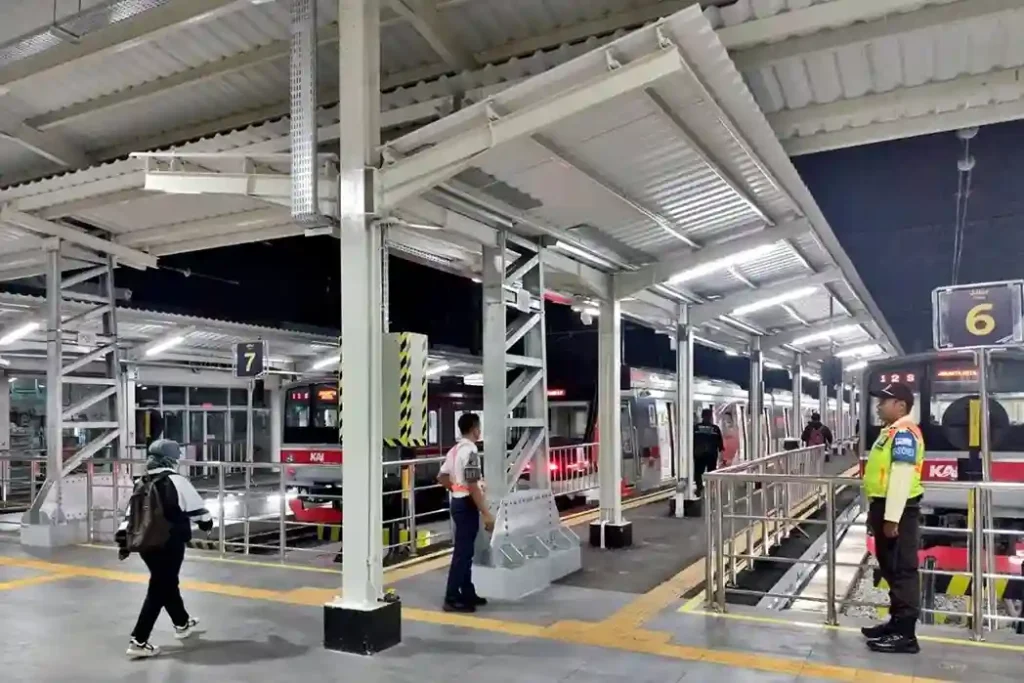 Stasiun Bogor Kini Layani KRL 12 Gerbong di Semua Jalur